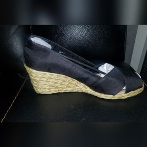 Ralph Lauren Peep Toe Espadrilles Black Silk size 6b new in box never worn.